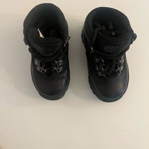 Kids Black timberland Hiking Boots